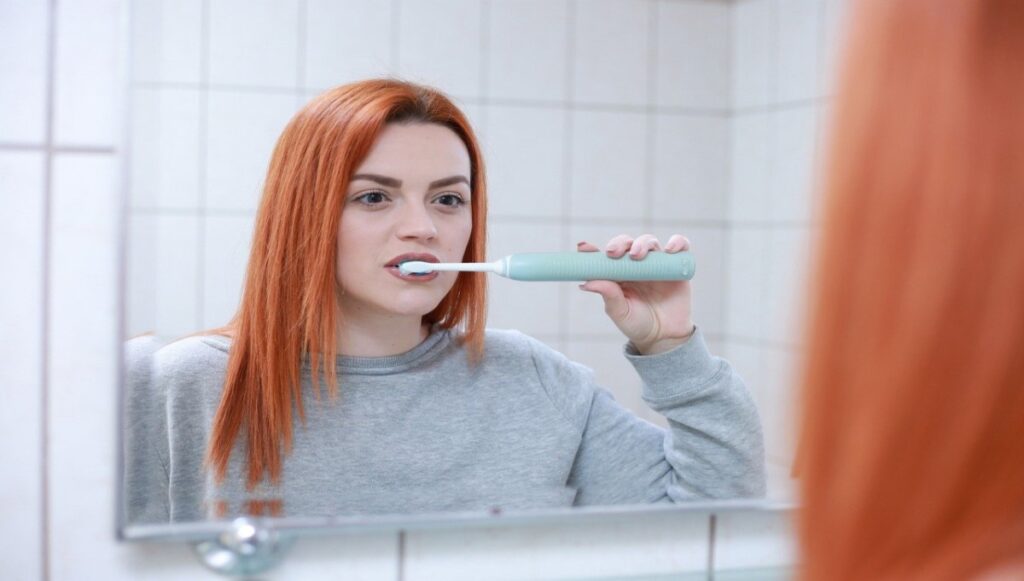 7 must have dental tools for oral hygiene