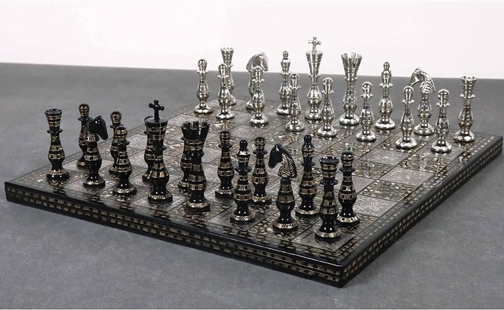 14 inch sovereign series foldable chess board